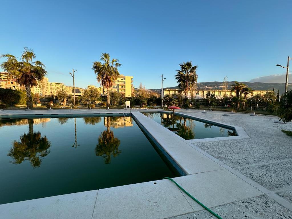 Beachfront With Hotel Facilities Vlore Luaran gambar